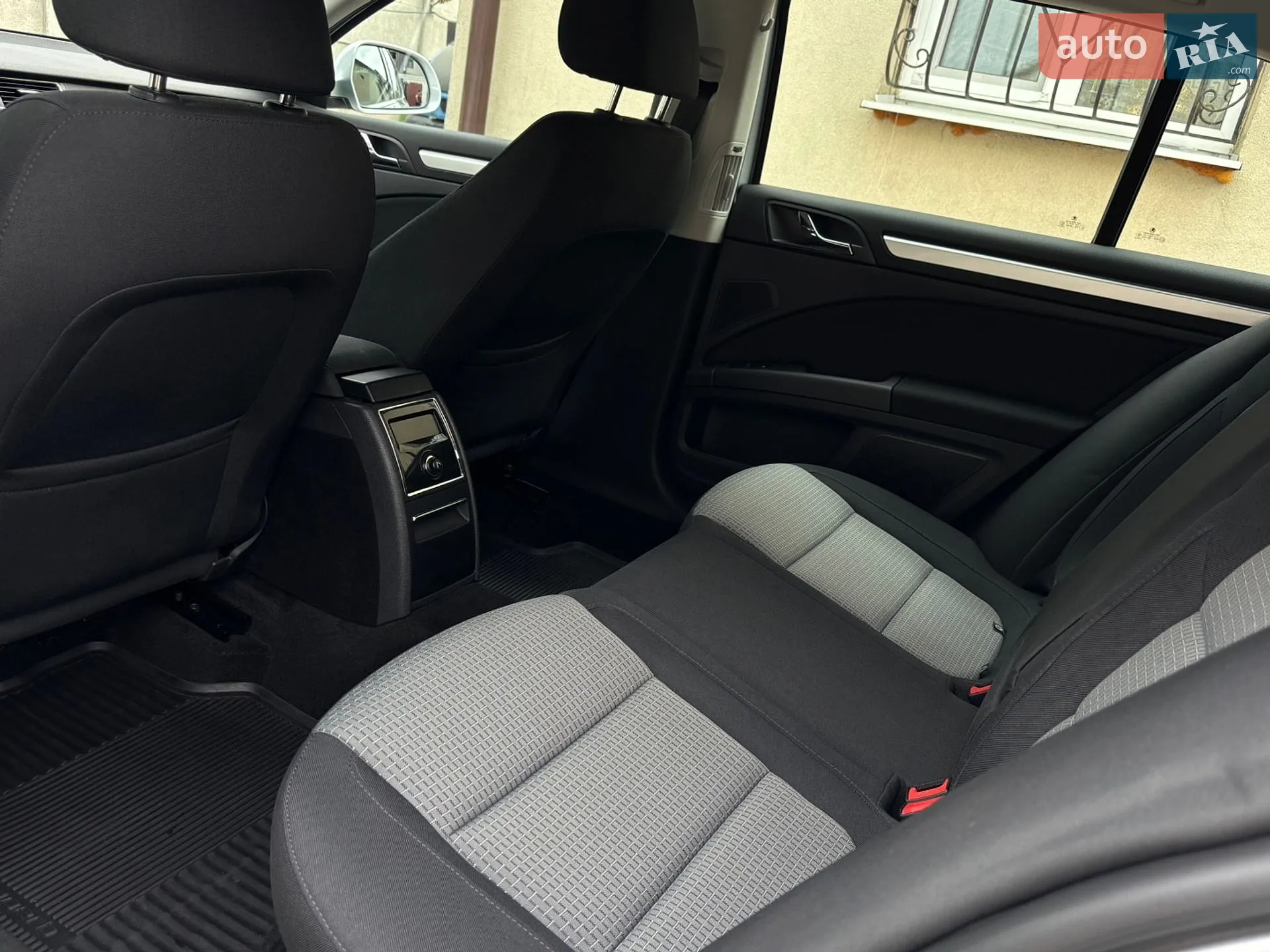 2012 Skoda Superb - мініатюра 60