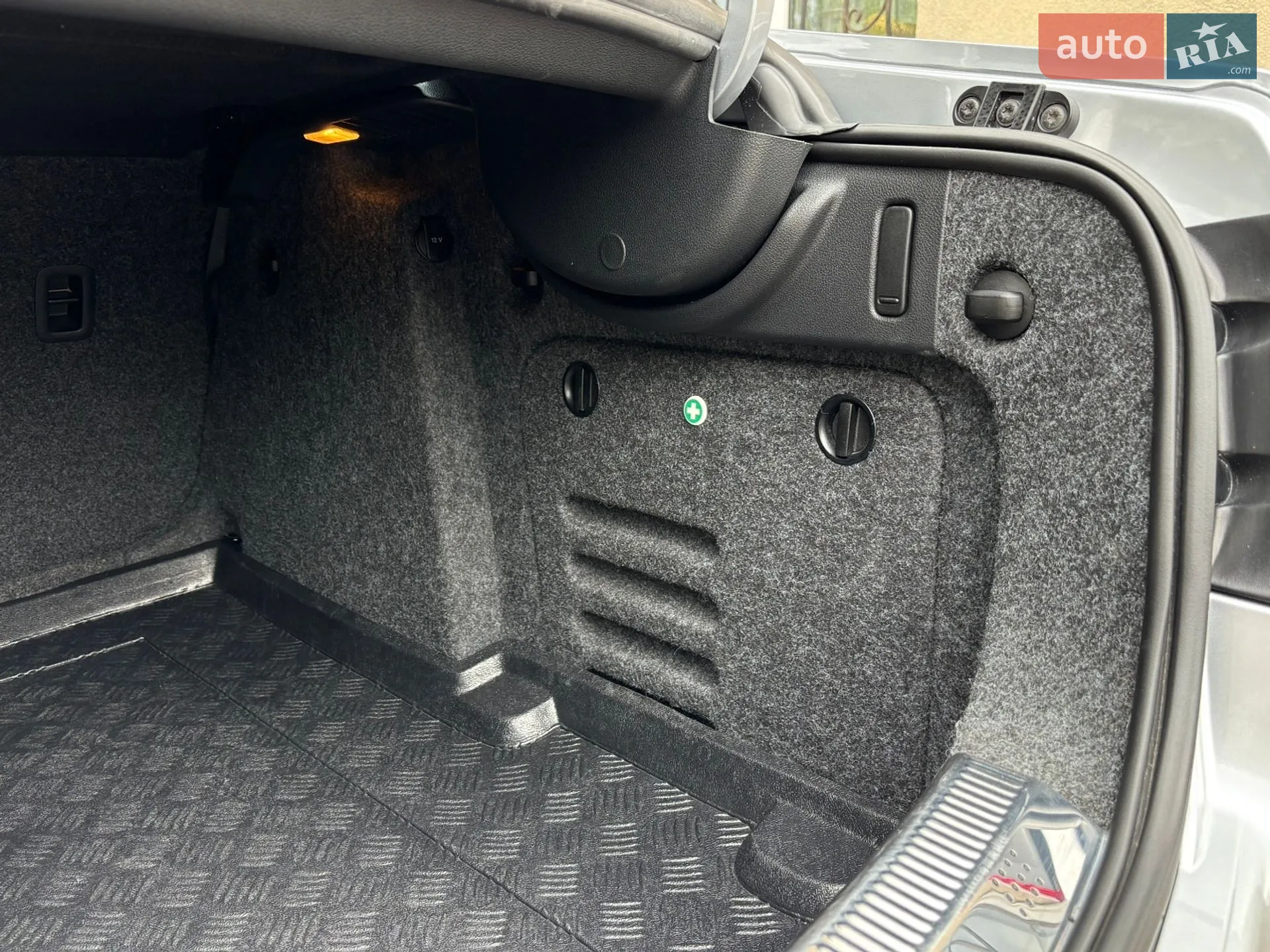 2012 Skoda Superb - мініатюра 90