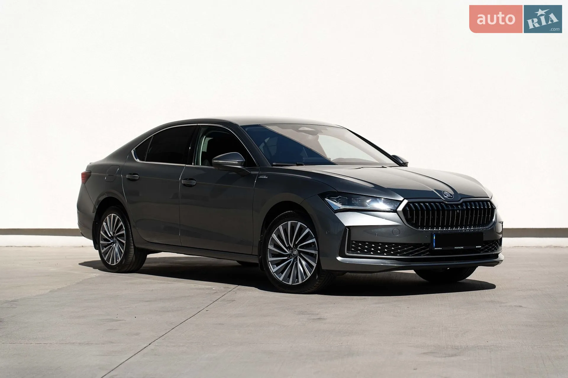 2025 Skoda Superb - мініатюра 2