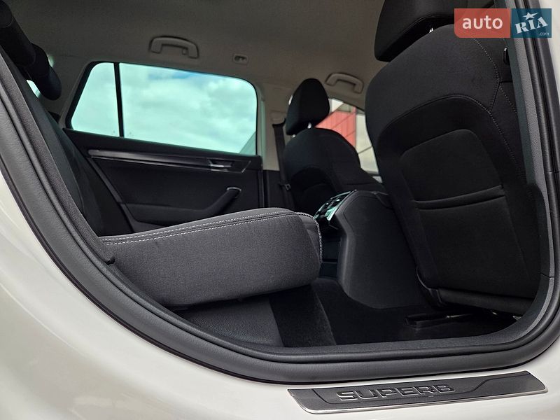 Универсал Skoda Superb 2020 в Киеве