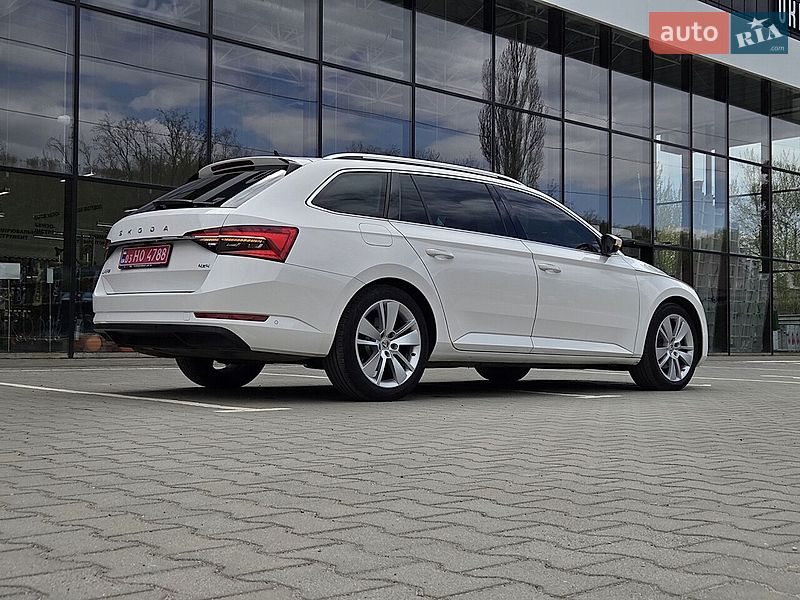 Универсал Skoda Superb 2020 в Киеве
