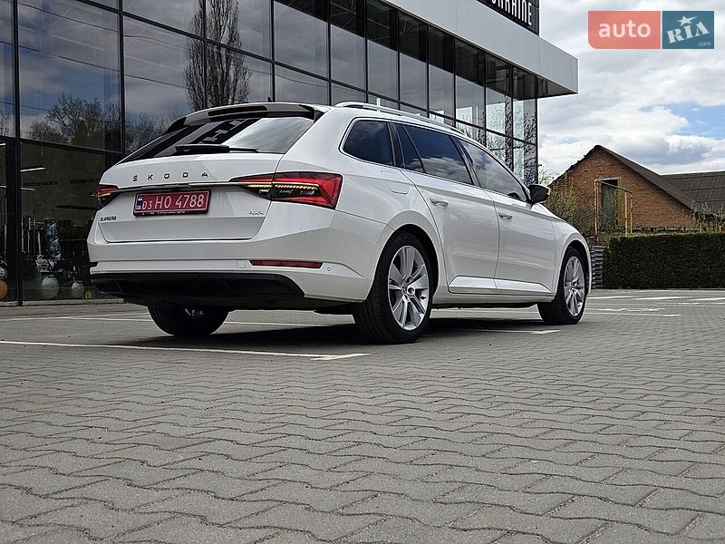 Универсал Skoda Superb 2020 в Киеве