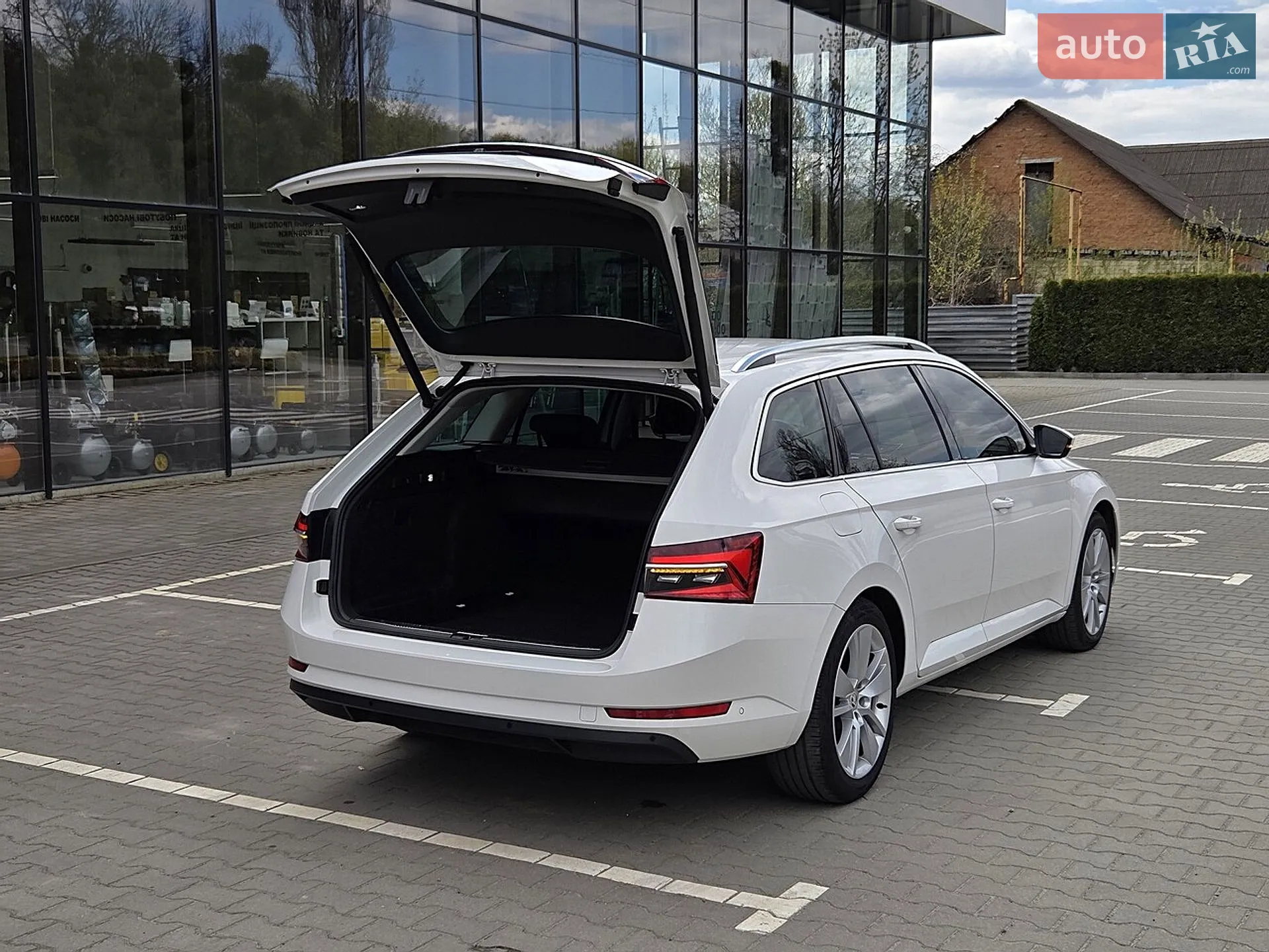 2020 Skoda Superb - мініатюра 122