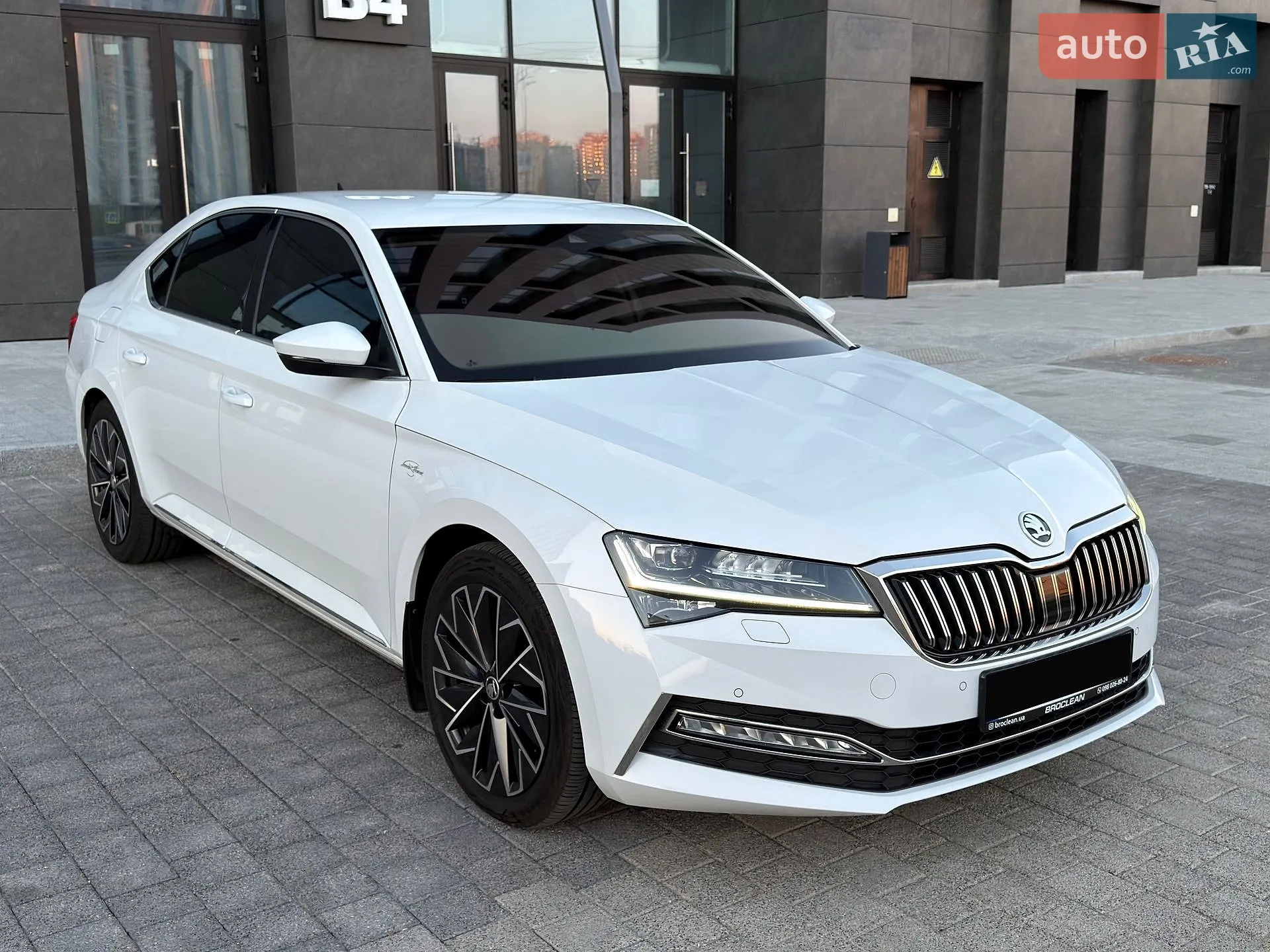 2022 Skoda Superb - мініатюра 4