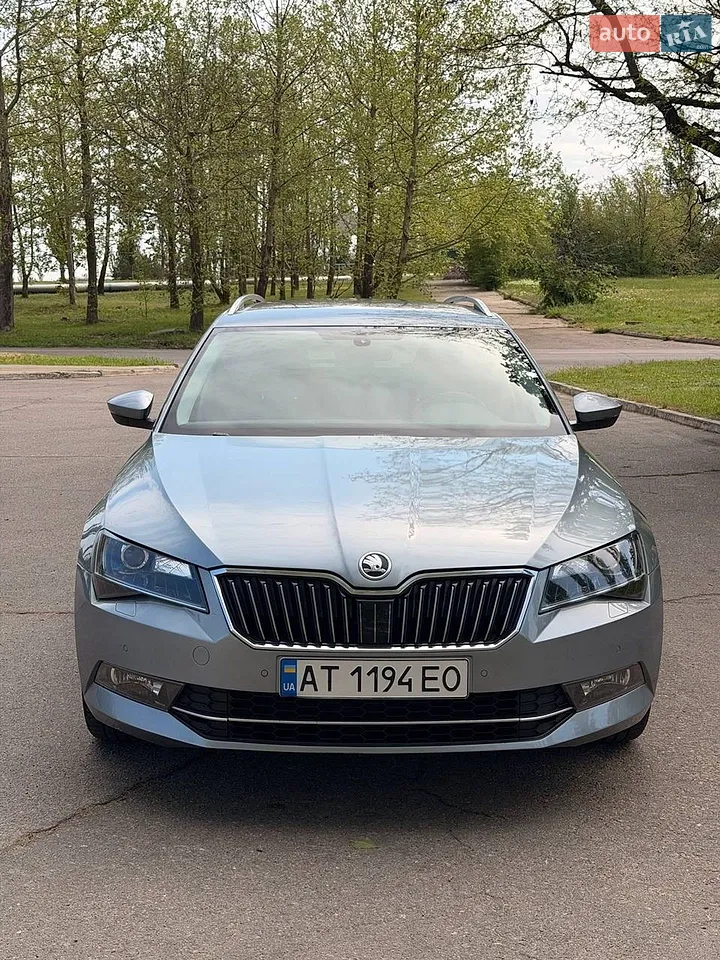 2017 Skoda Superb - мініатюра 23