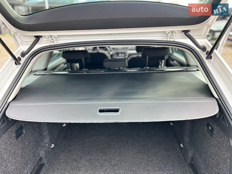 Универсал Skoda Superb 2016 в Хусте