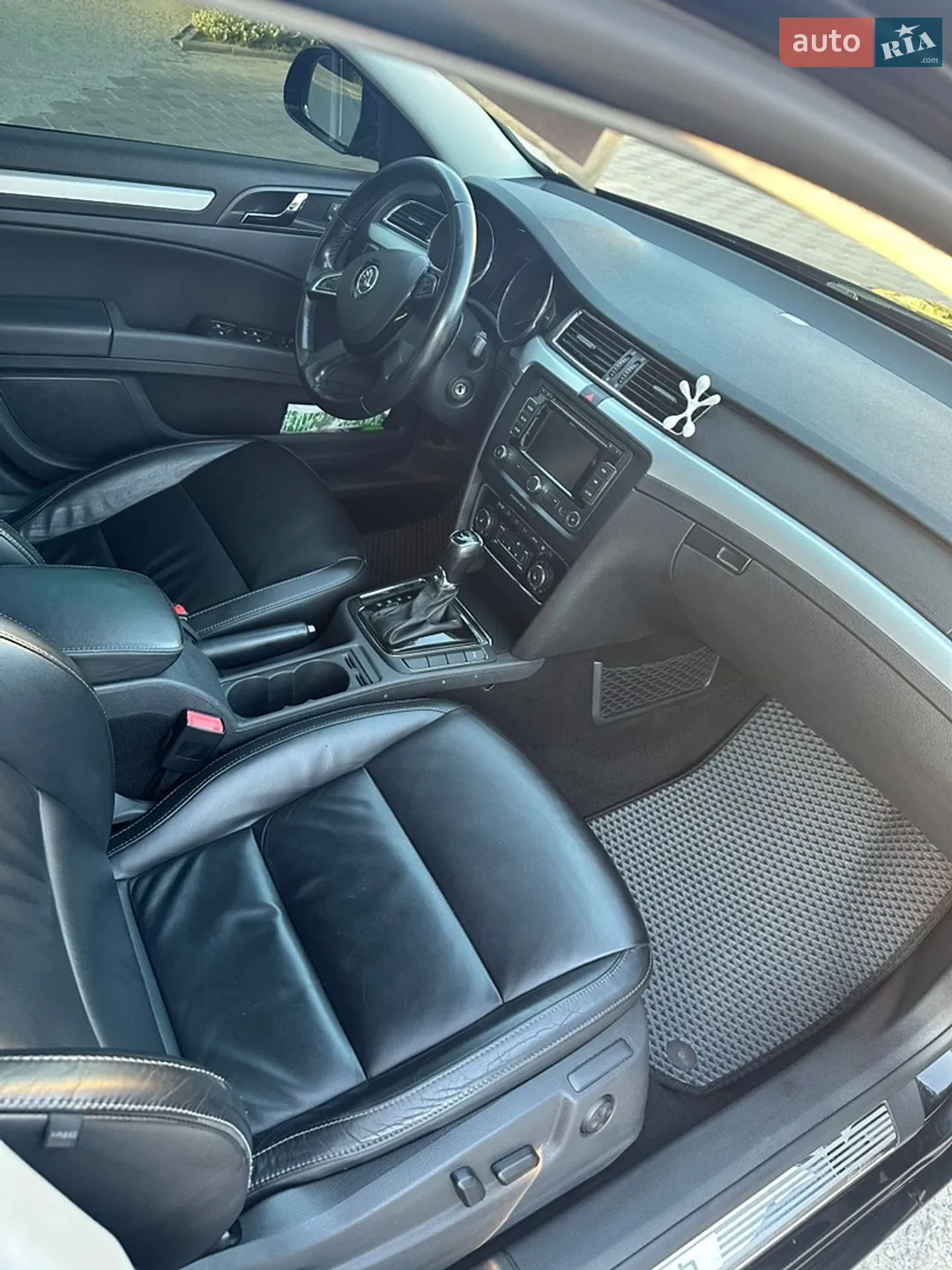 2014 Skoda Superb - мініатюра 16