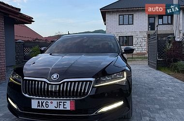 Лифтбек Skoda Superb 2023 в Дубовом