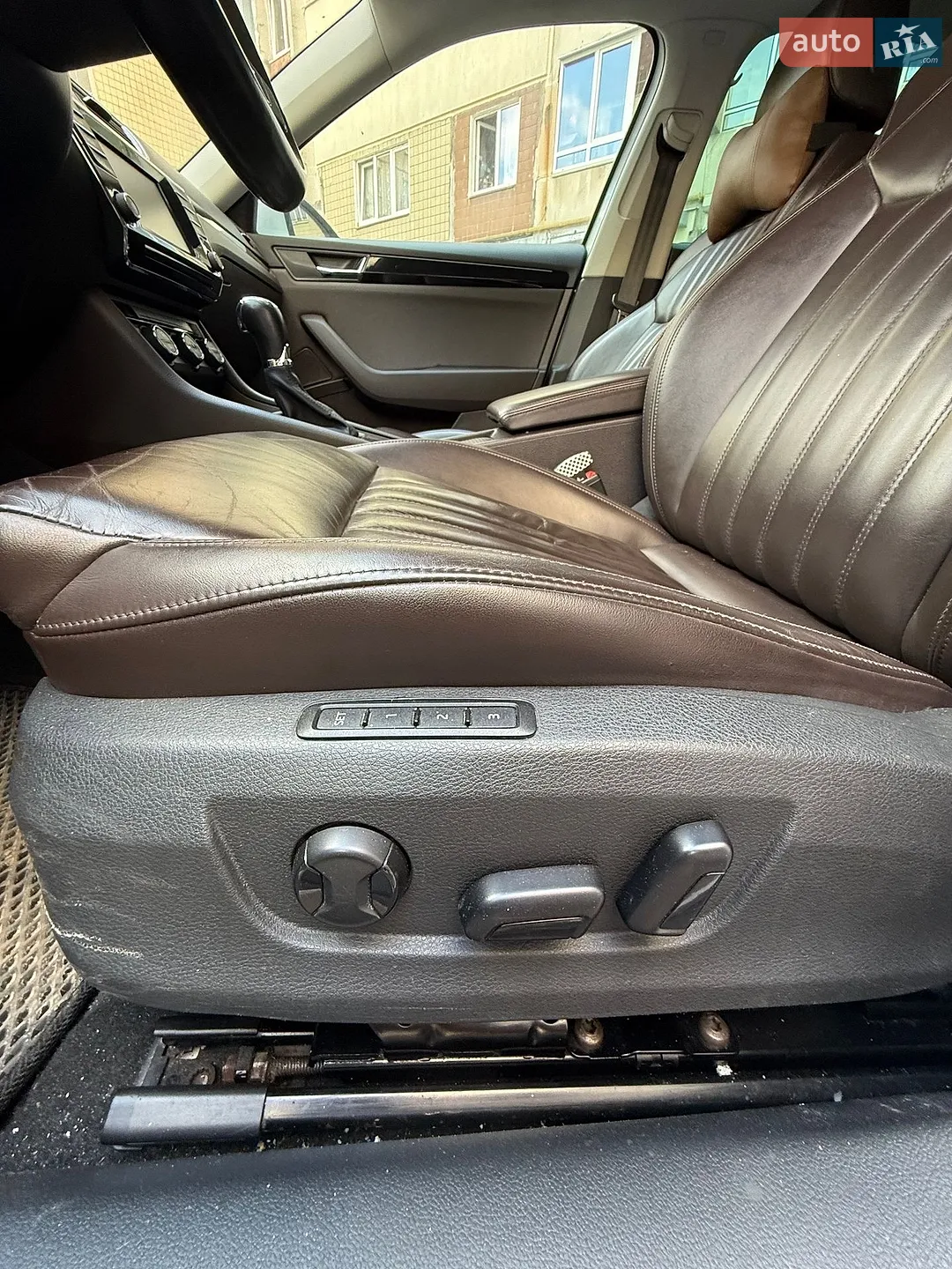 2015 Skoda Superb - мініатюра 22