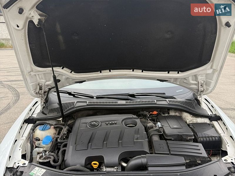 Універсал Skoda Superb 2014 в Києві