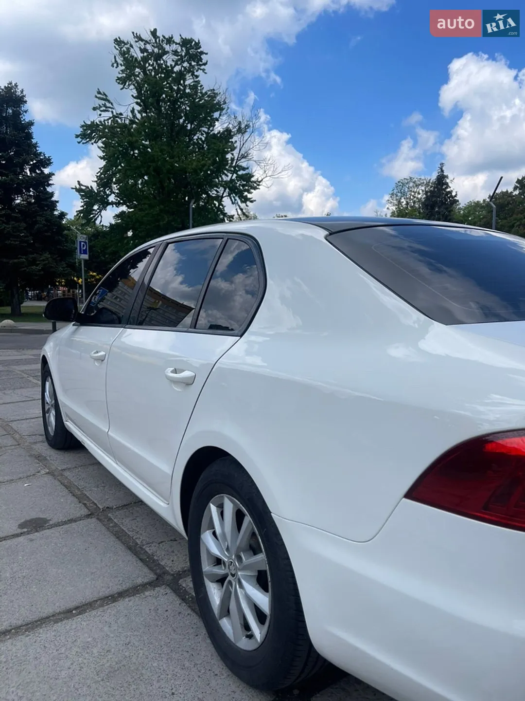 2014 Skoda Superb - мініатюра 16
