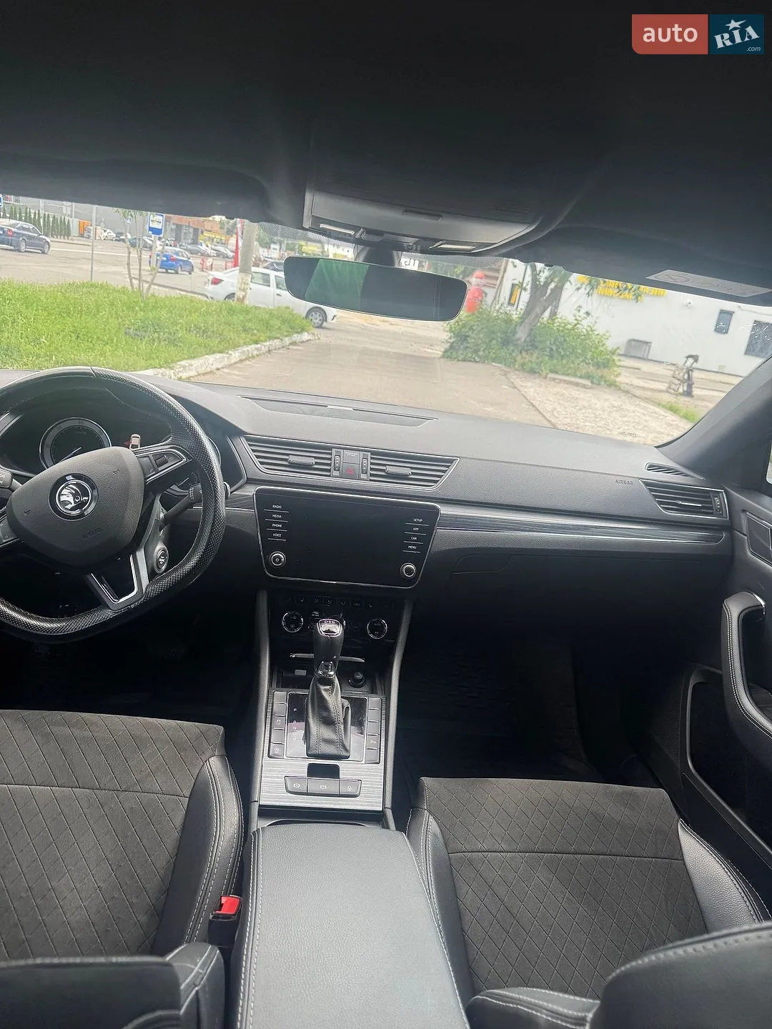 2019 Skoda Superb - мініатюра 8