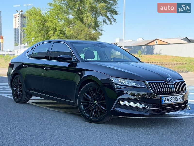 Лифтбек Skoda Superb 2021 в Киеве