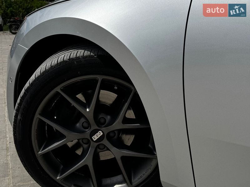 Універсал Skoda Superb 2016 в Тернополі