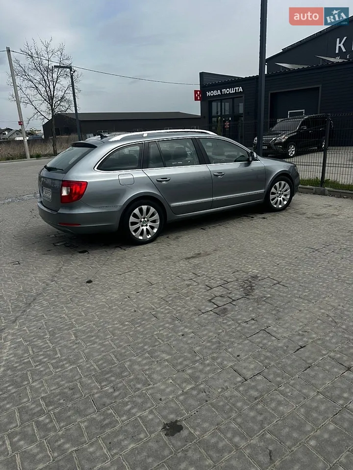 2010 Skoda Superb - мініатюра 34