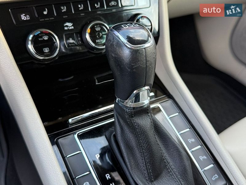 Универсал Skoda Superb 2017 в Дрогобыче