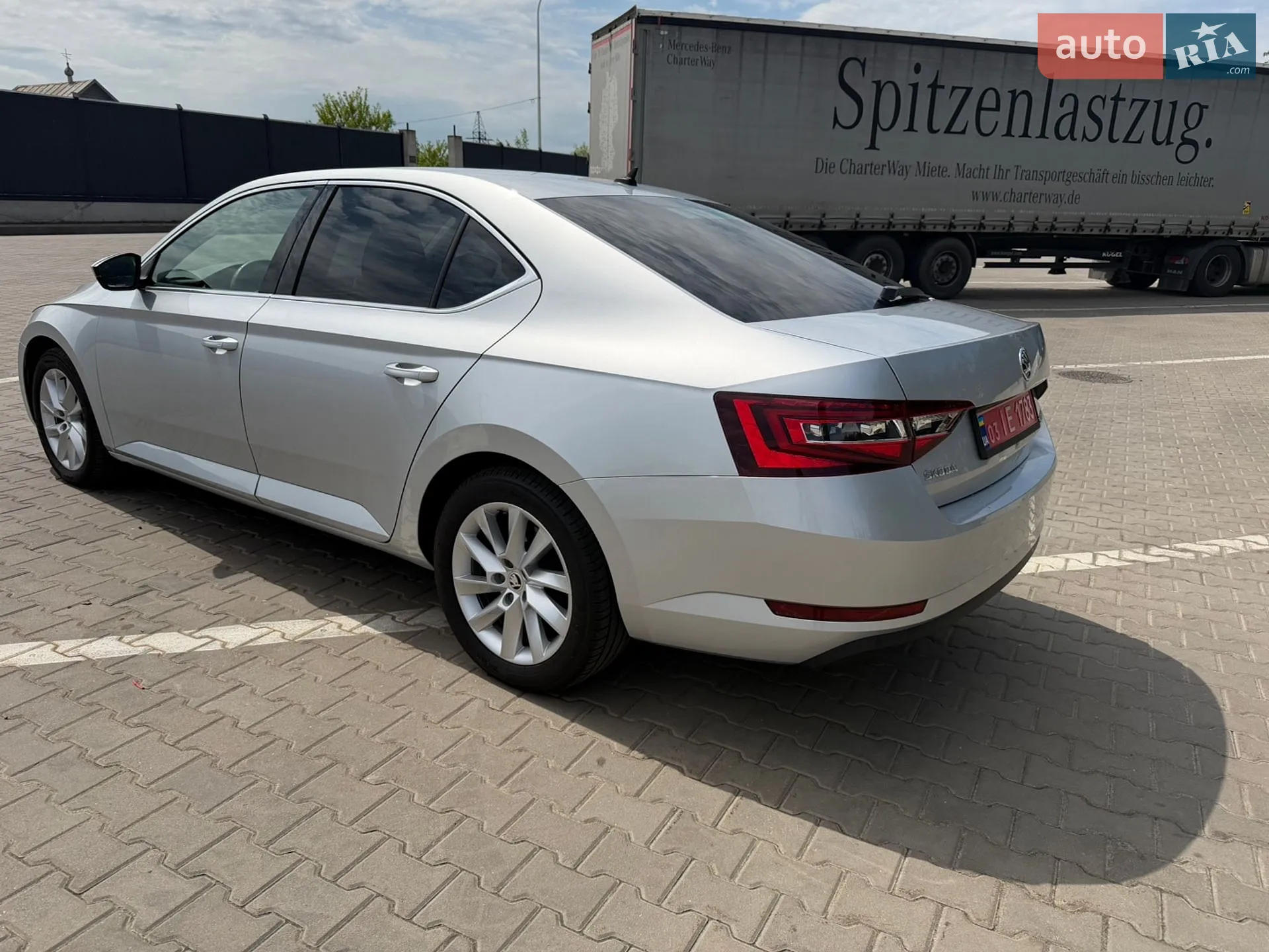 2018 Skoda Superb - мініатюра 8