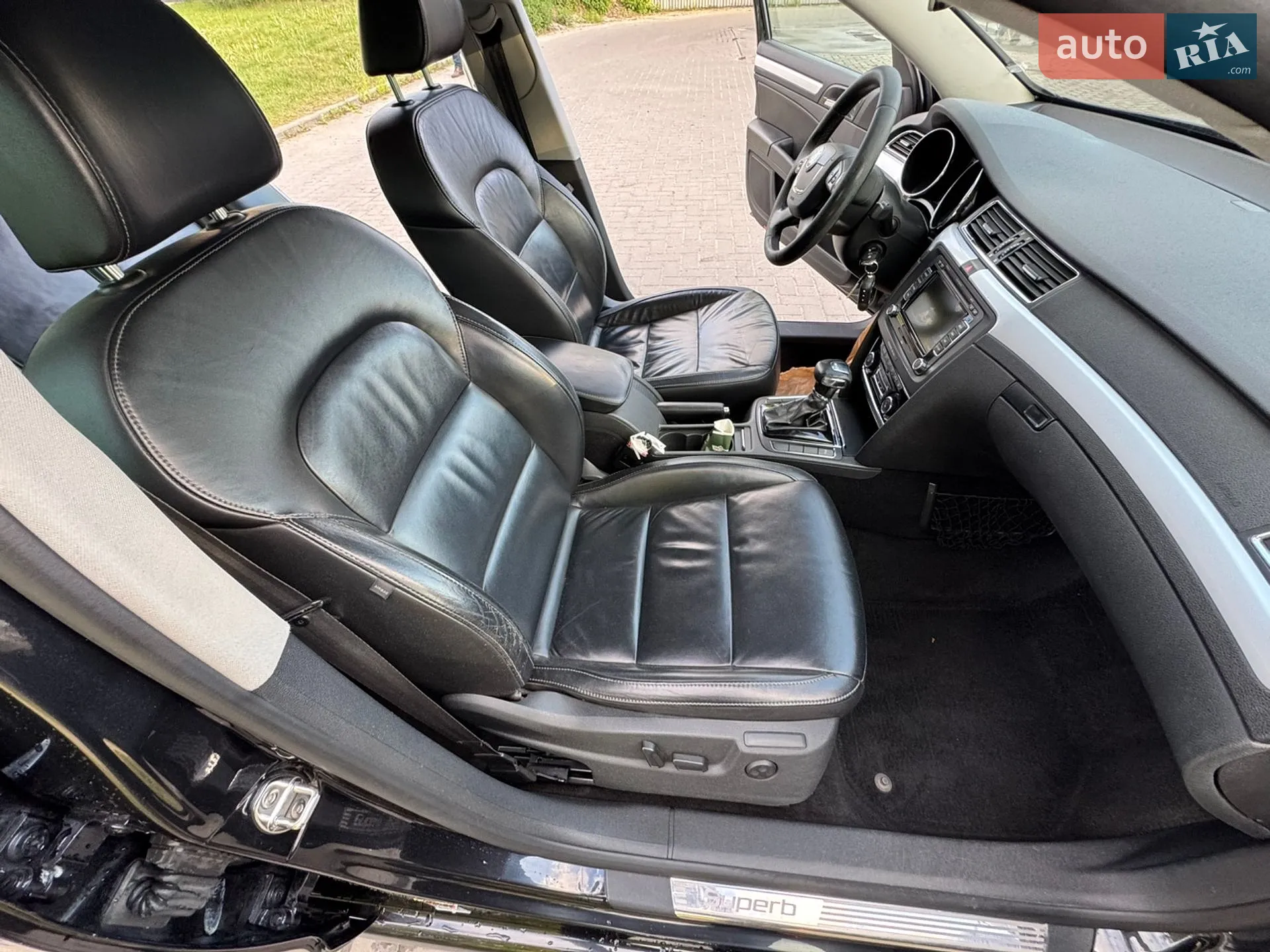 2011 Skoda Superb - мініатюра 8
