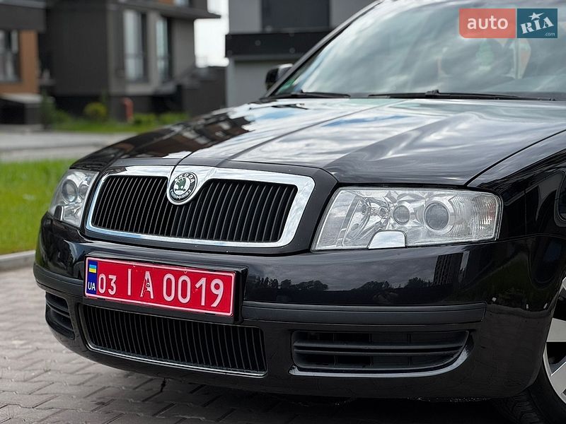 Лифтбек Skoda Superb 2004 в Тернополе