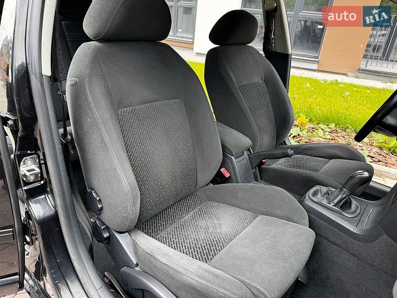Лифтбек Skoda Superb 2004 в Тернополе