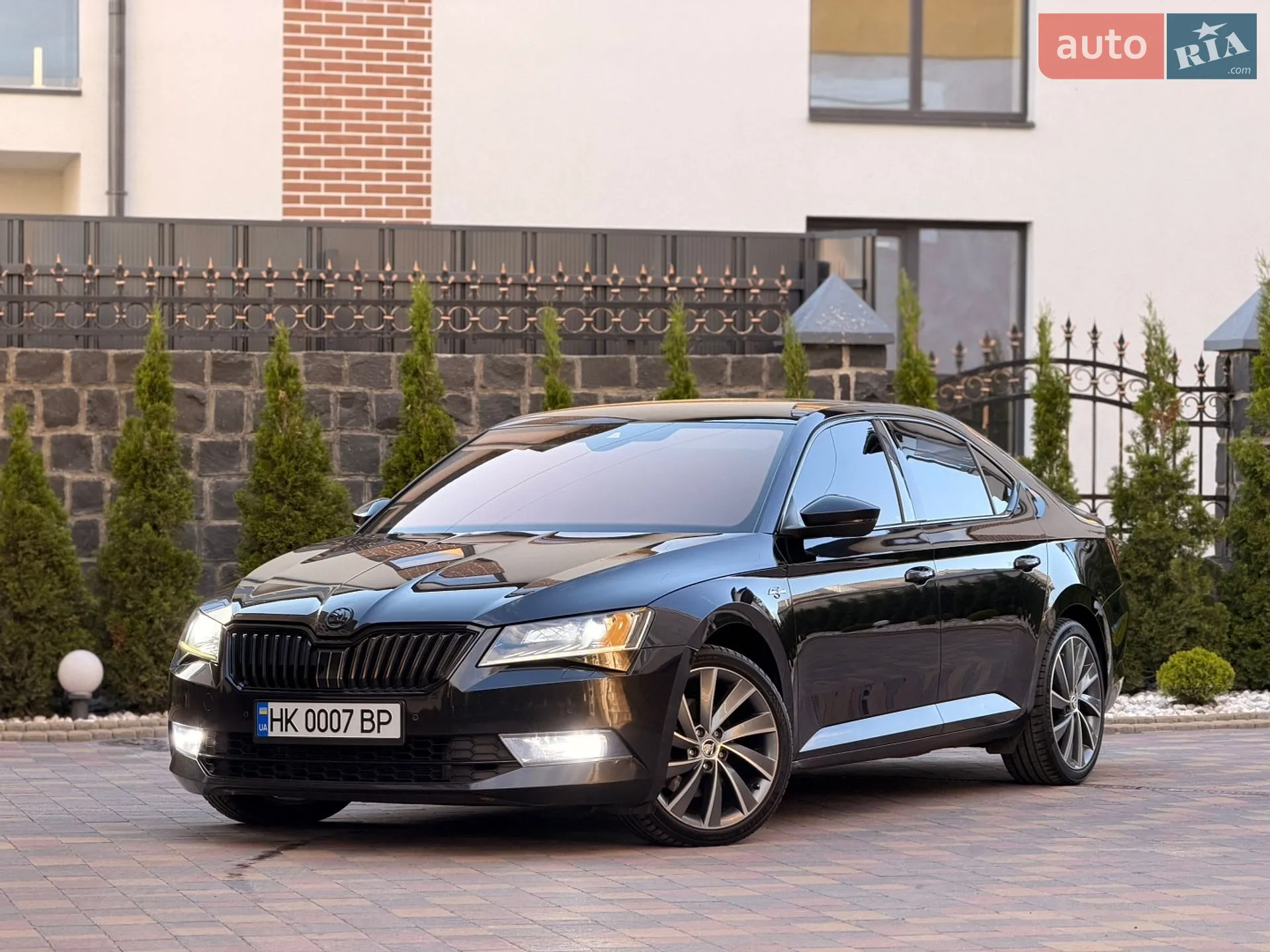 2016 Skoda Superb - мініатюра 3