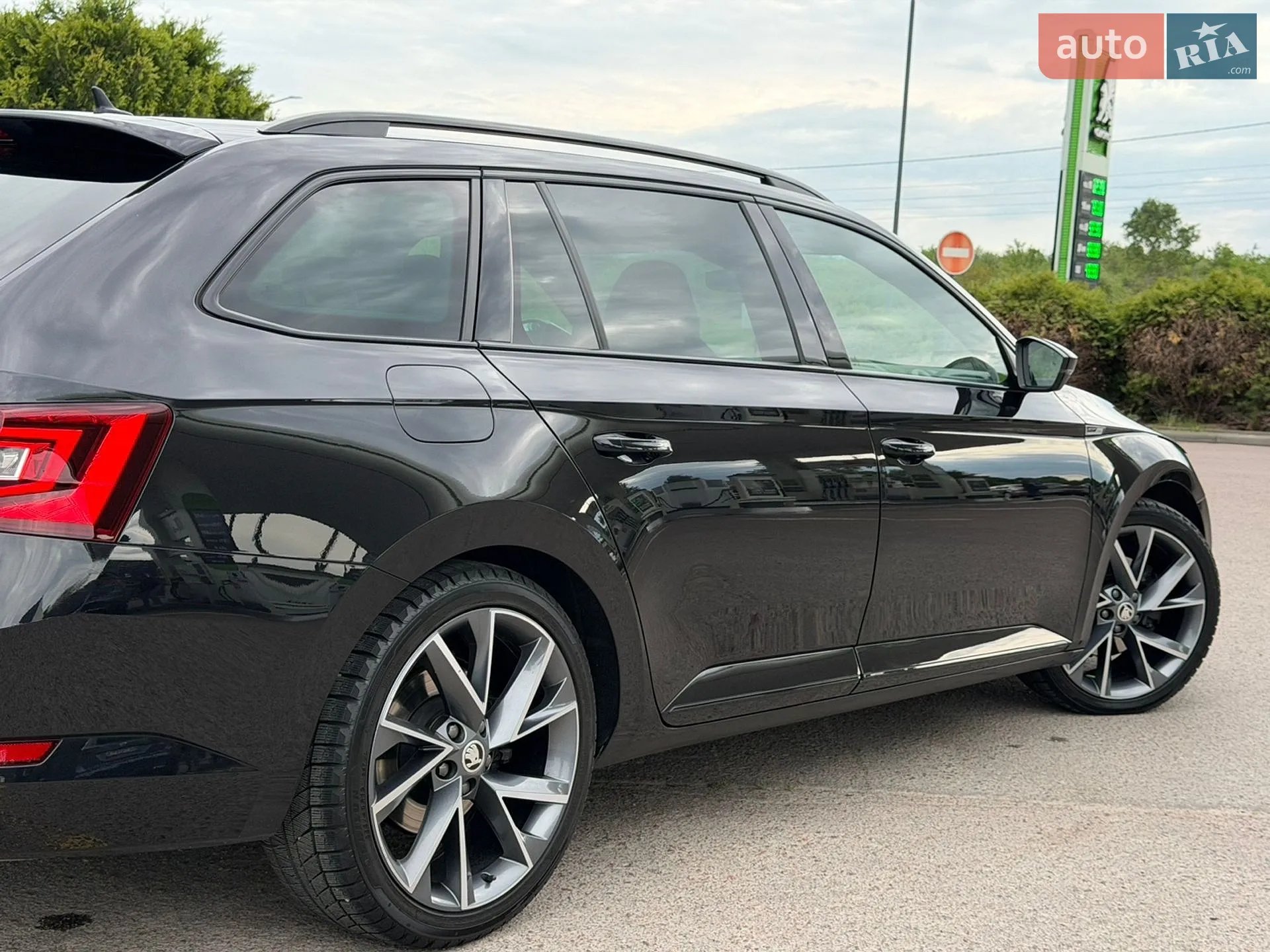 2018 Skoda Superb - мініатюра 55