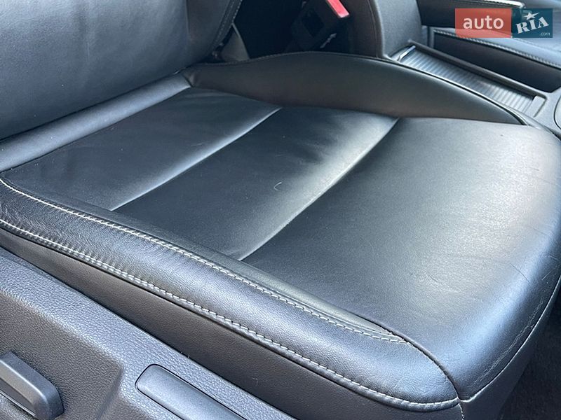Універсал Skoda Superb 2012 в Луцьку