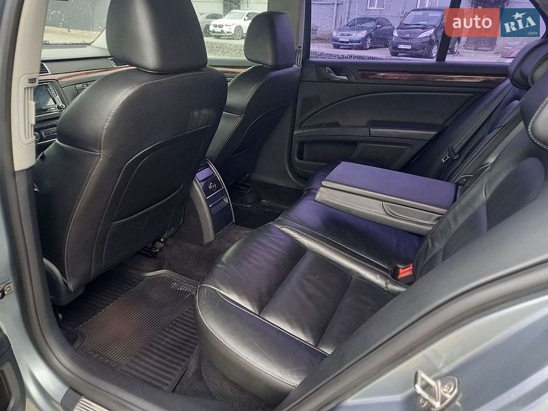 Лифтбек Skoda Superb 2009 в Львове