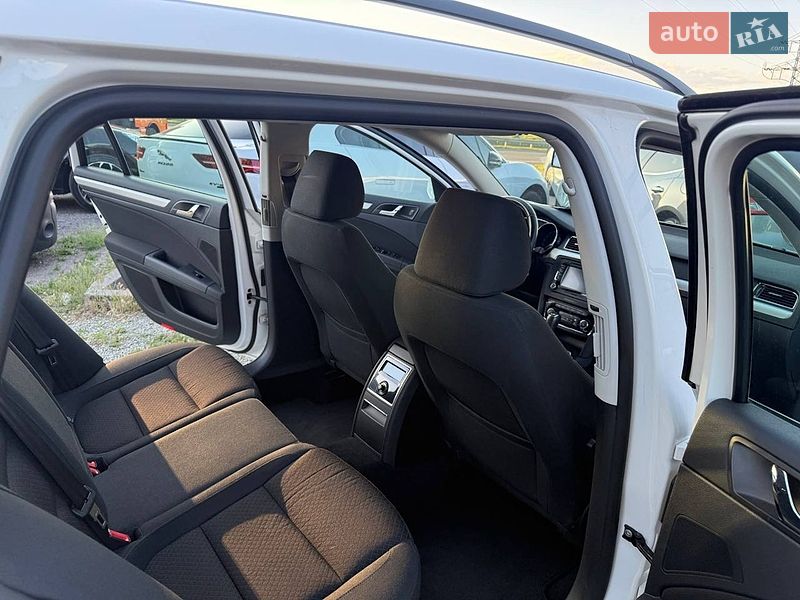 Универсал Skoda Superb 2015 в Днепре