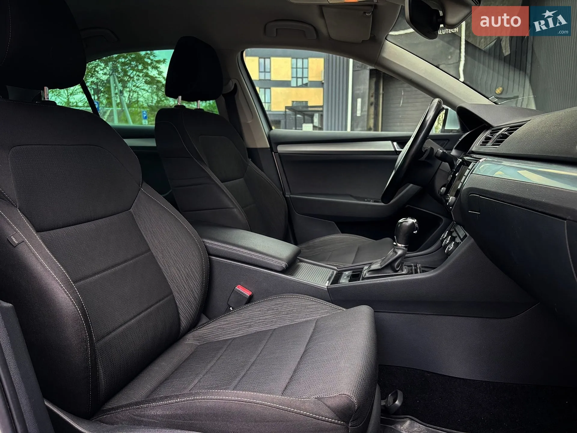 2016 Skoda Superb - мініатюра 15