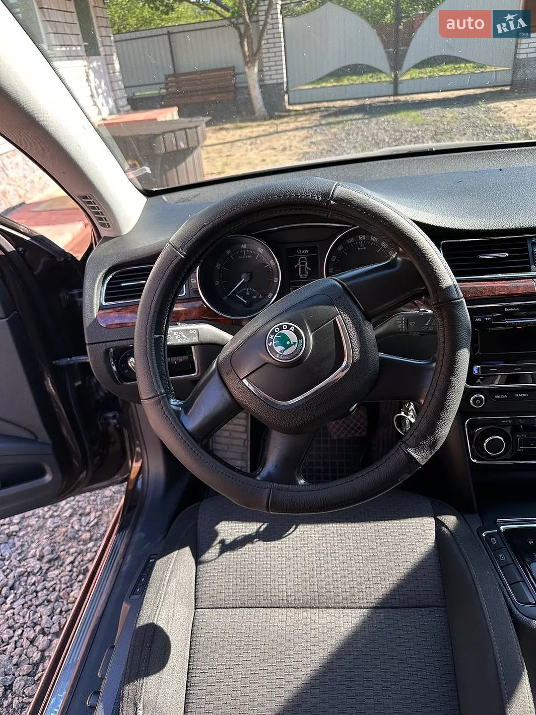2013 Skoda Superb - мініатюра 12