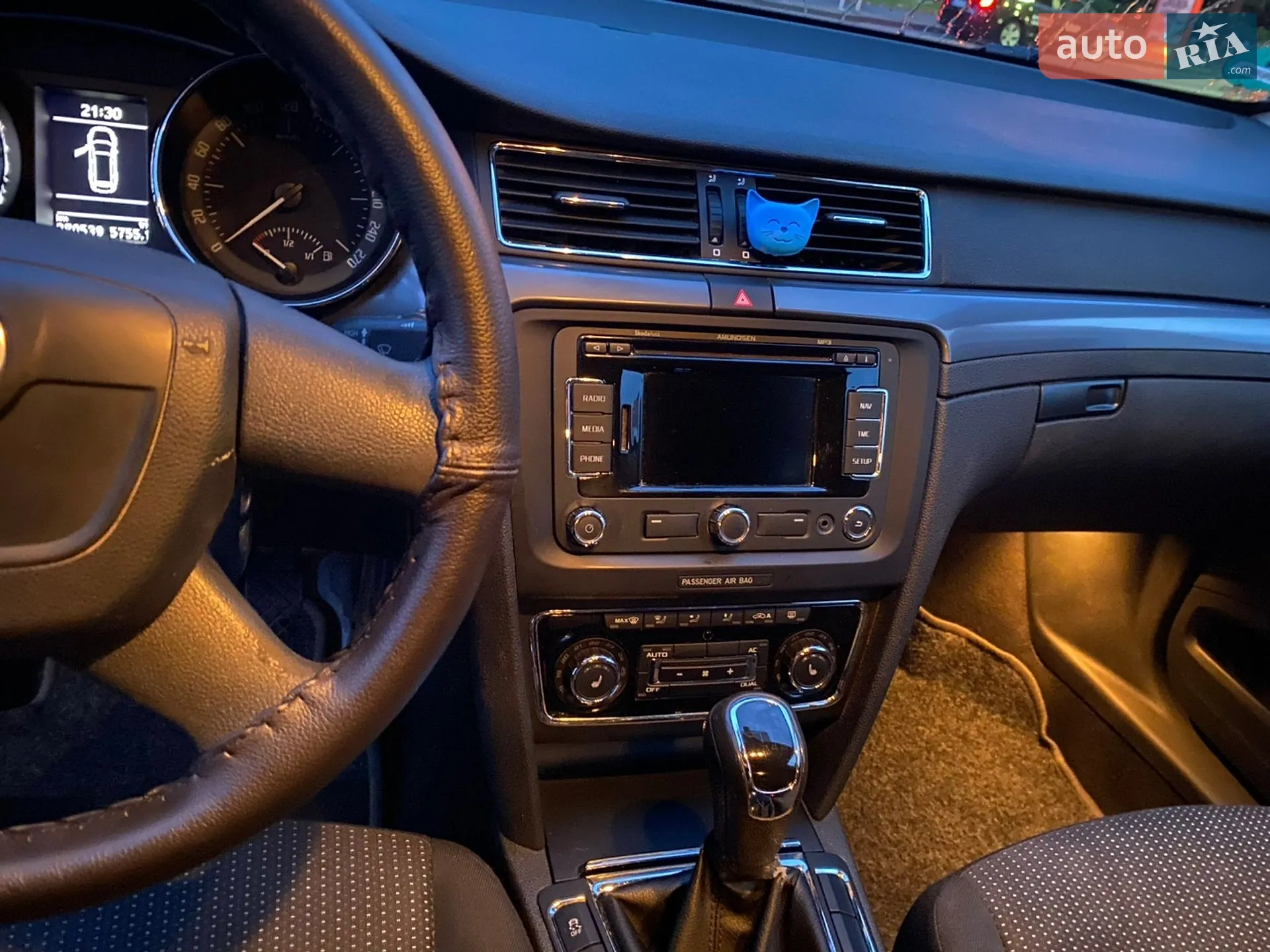2011 Skoda Superb - мініатюра 14