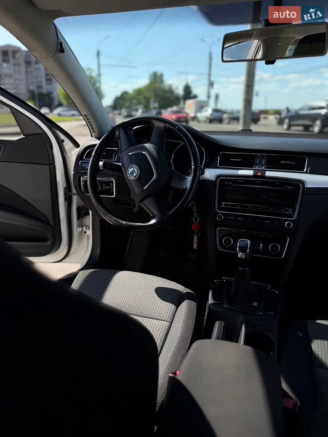 2011 Skoda Superb - мініатюра 15