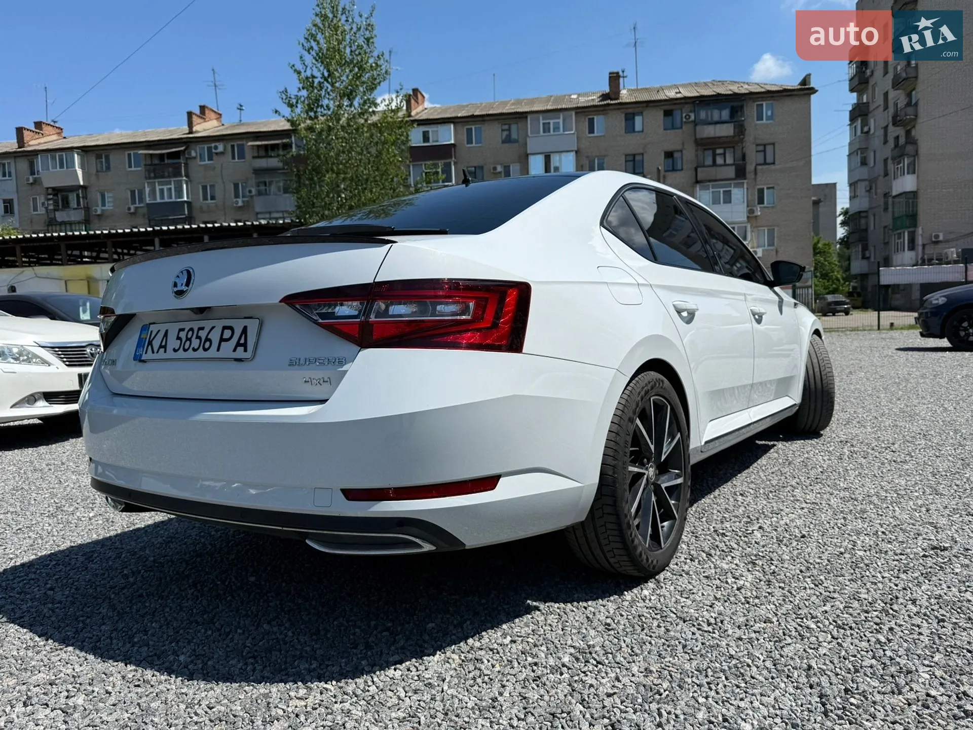 2016 Skoda Superb - мініатюра 19