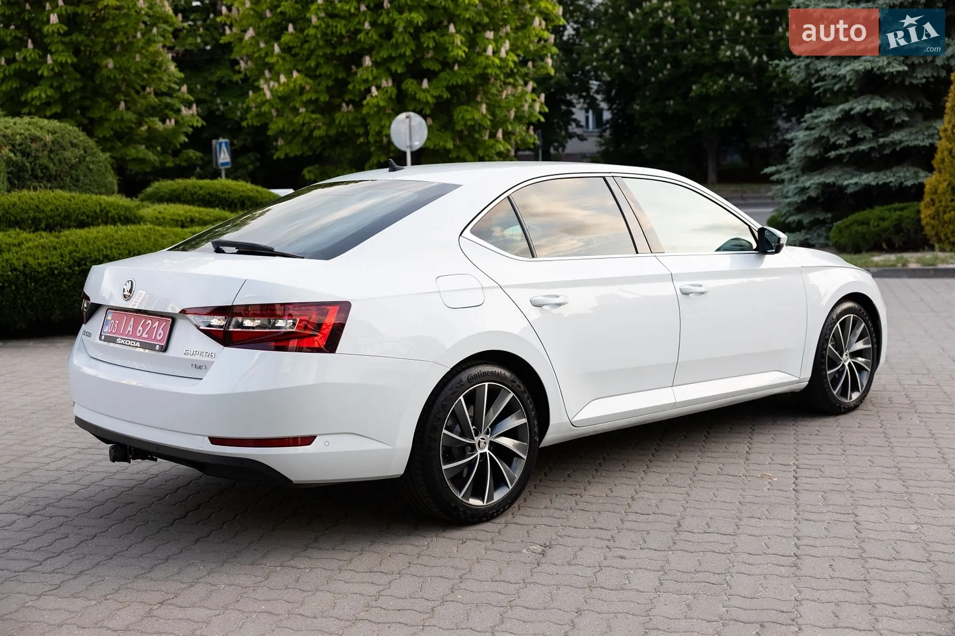 2017 Skoda Superb - мініатюра 10