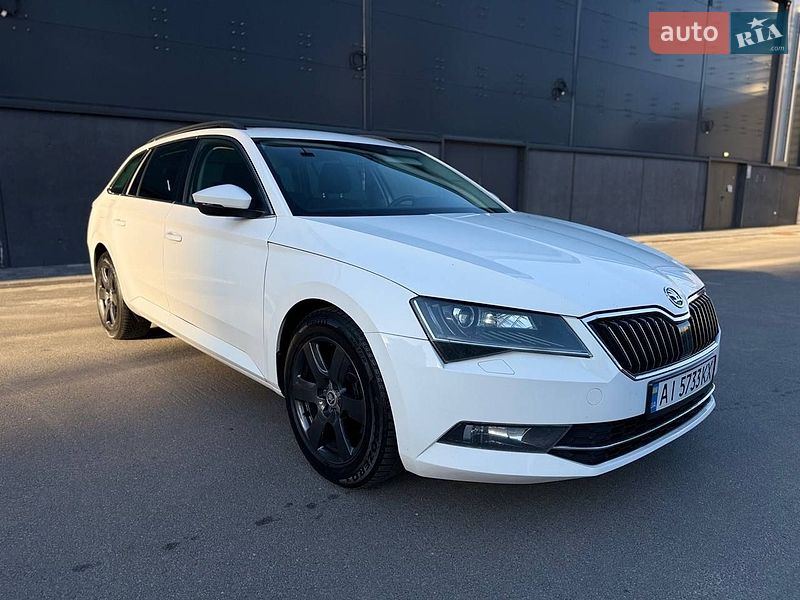 Универсал Skoda Superb 2016 в Киеве
