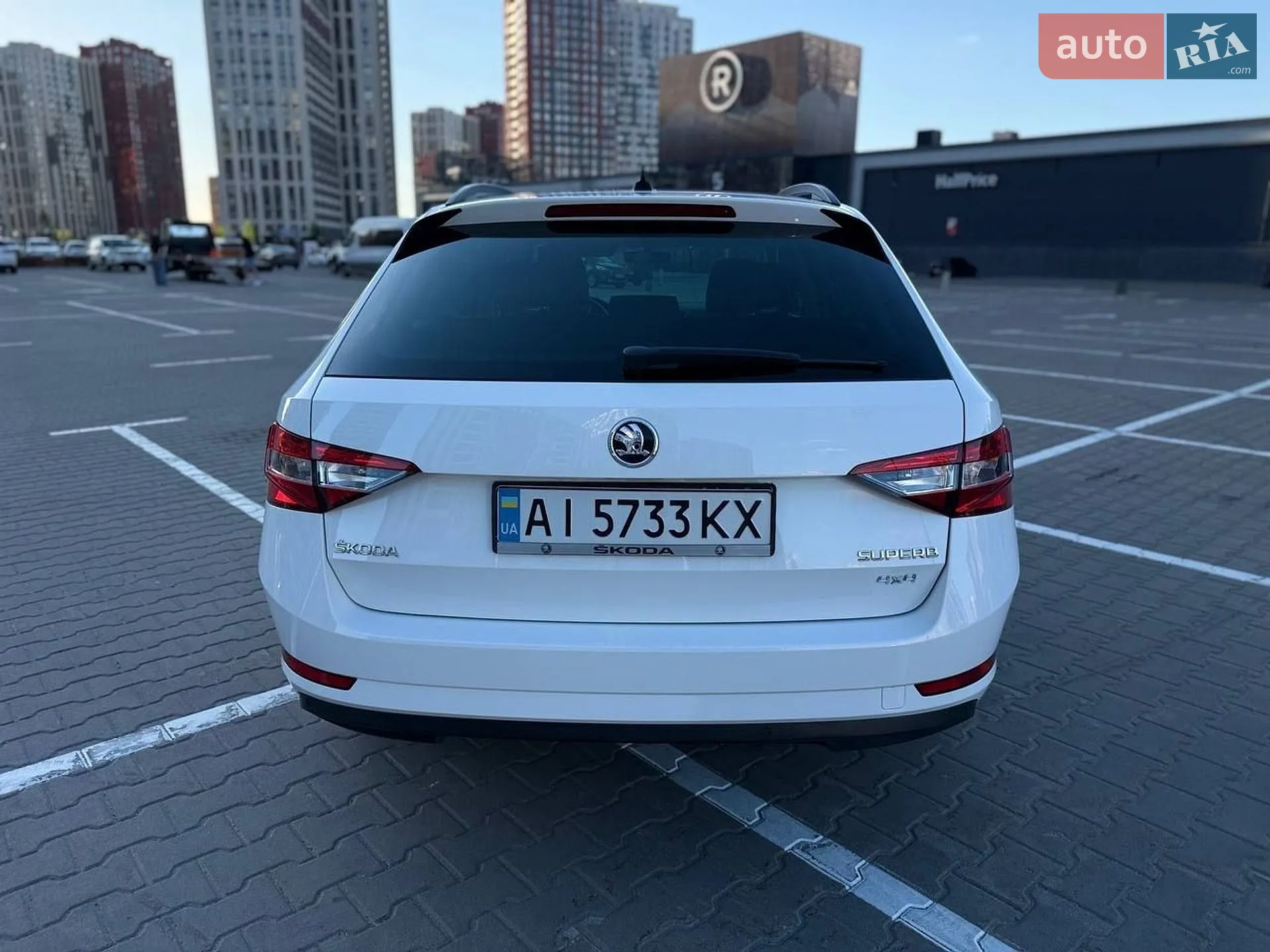 2016 Skoda Superb - мініатюра 31
