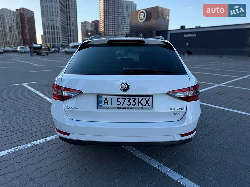 Универсал Skoda Superb 2016 в Киеве