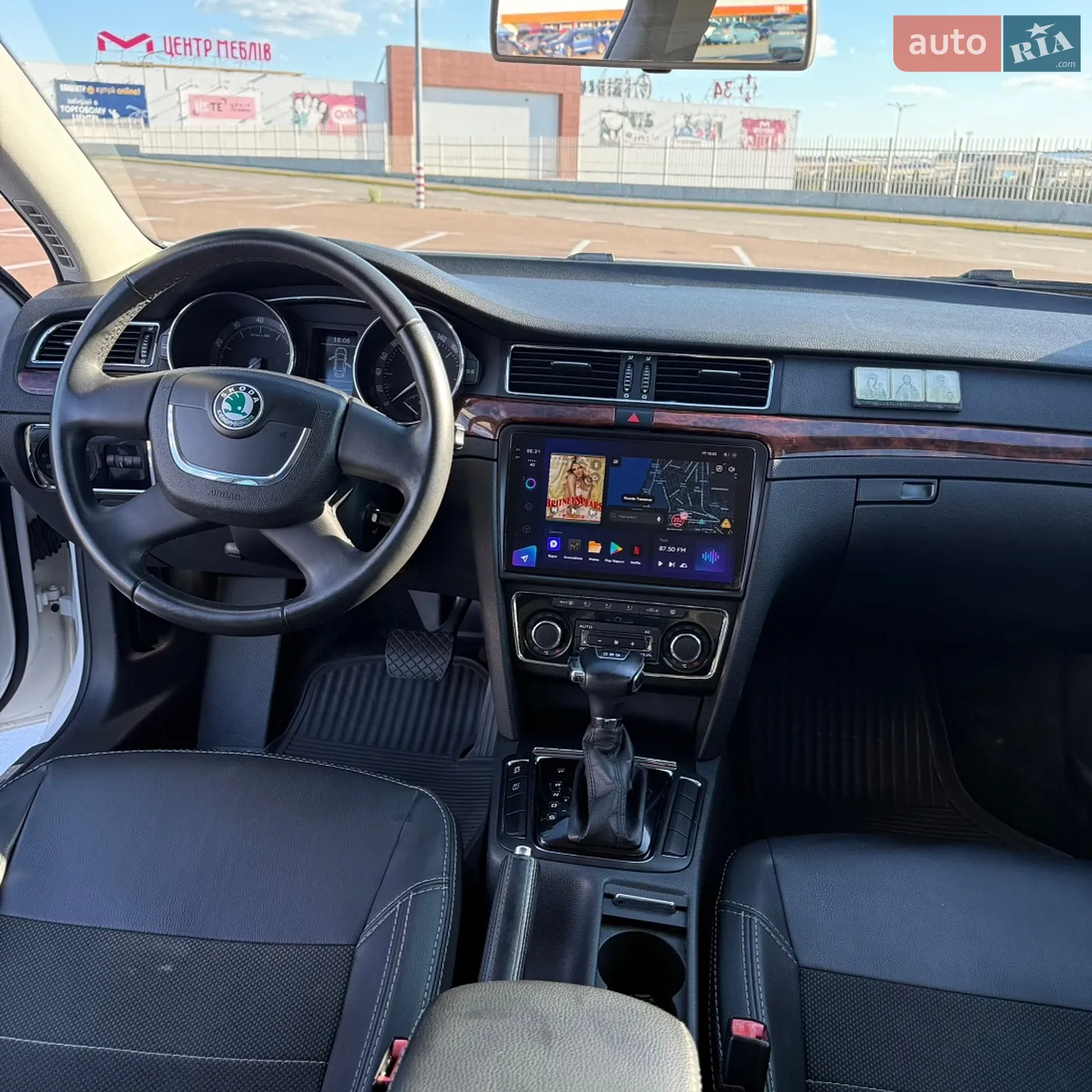 2010 Skoda Superb - мініатюра 25