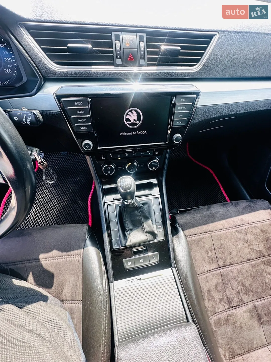 2015 Skoda Superb - мініатюра 50