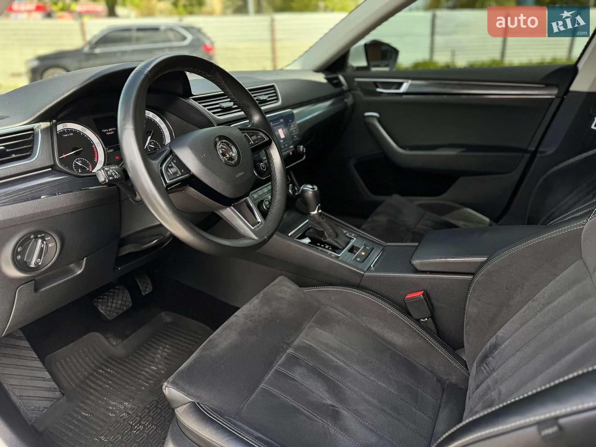 2019 Skoda Superb - мініатюра 25