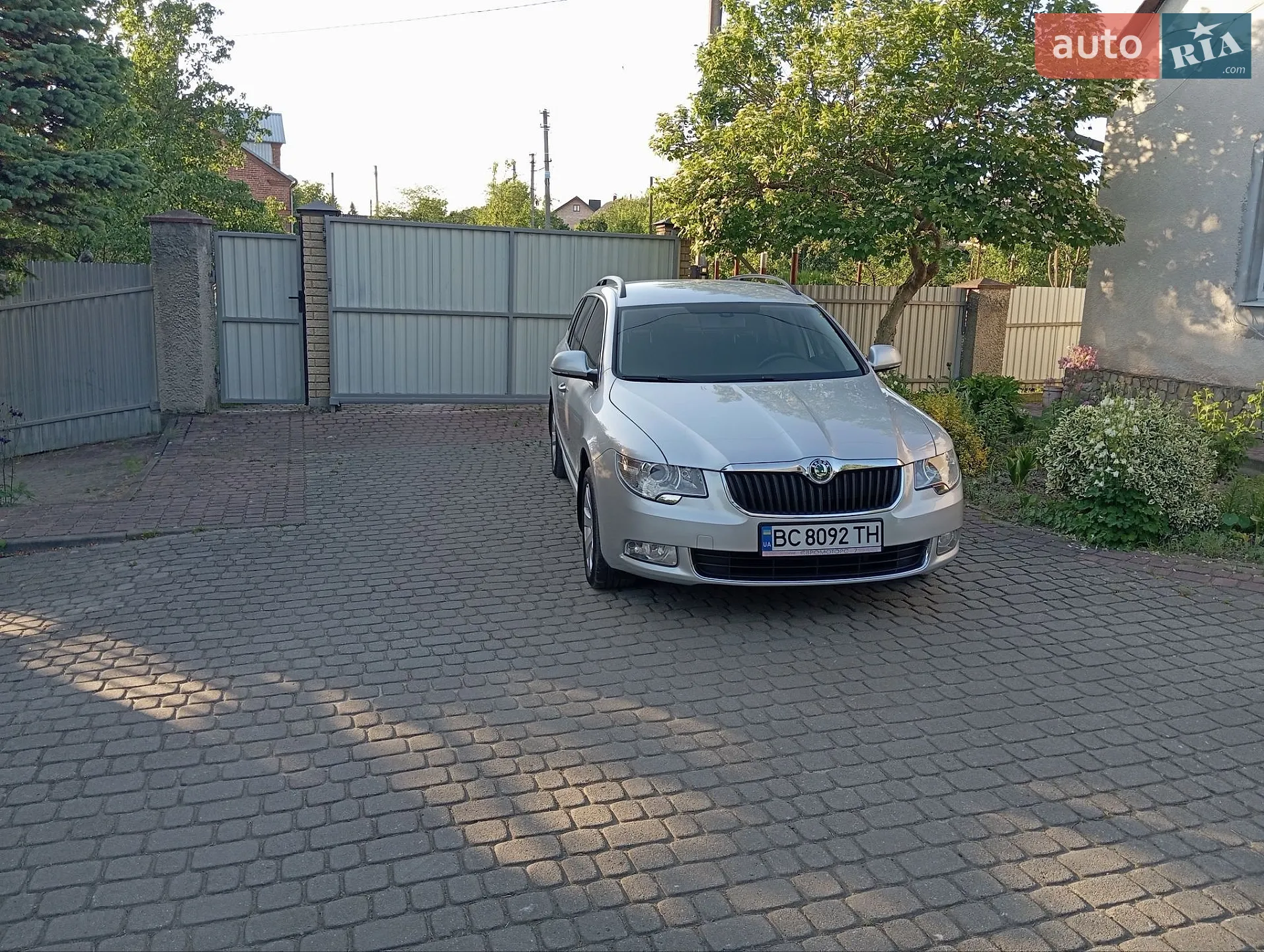 2011 Skoda Superb - мініатюра 5