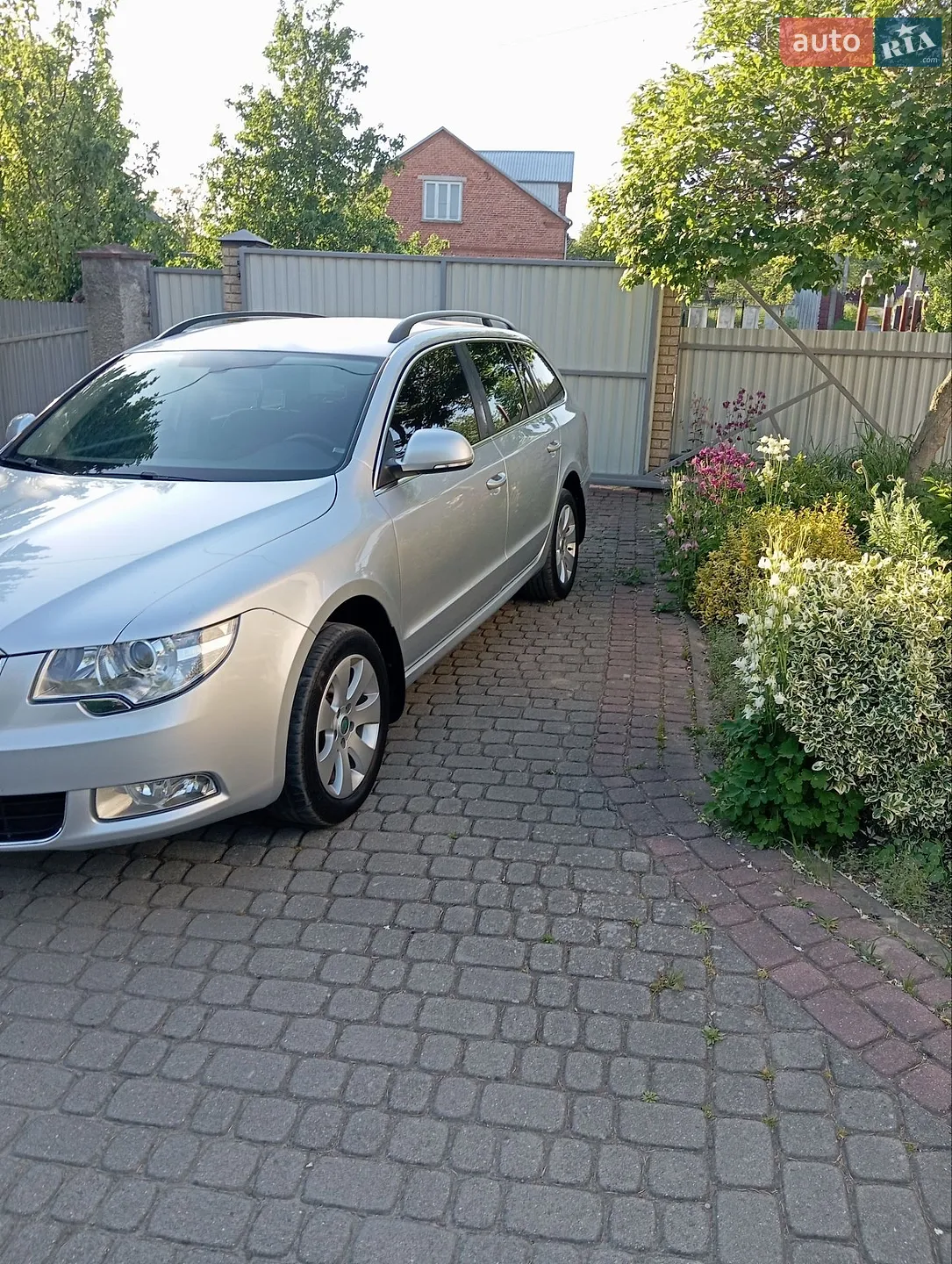 2011 Skoda Superb - мініатюра 38