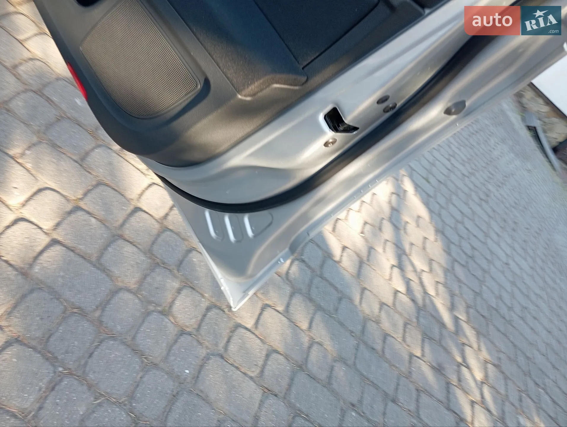 2011 Skoda Superb - мініатюра 101