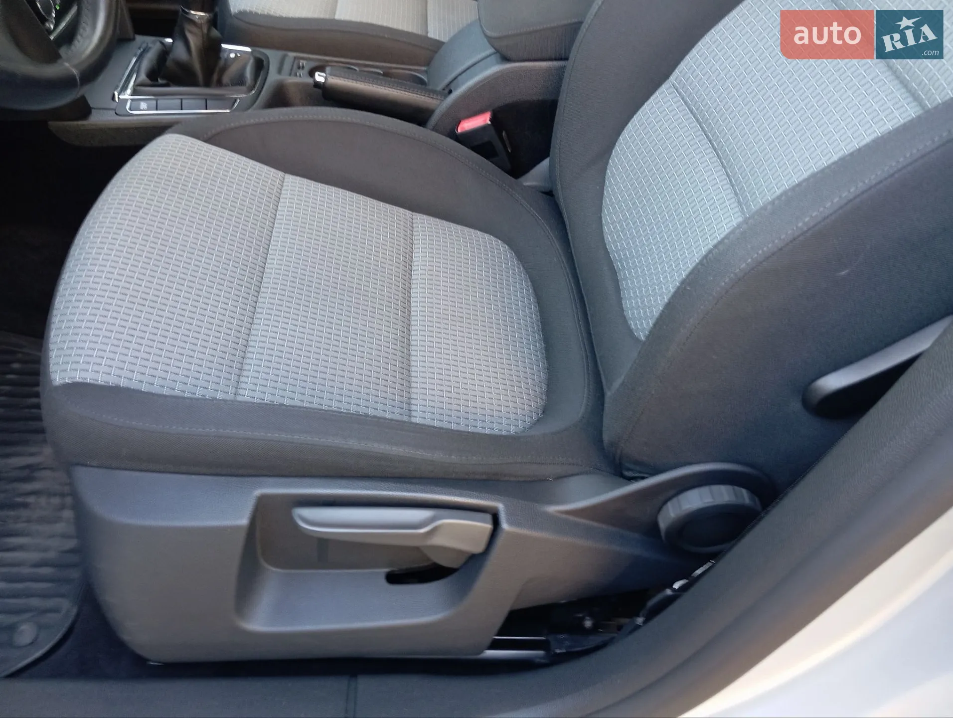 2011 Skoda Superb - мініатюра 135