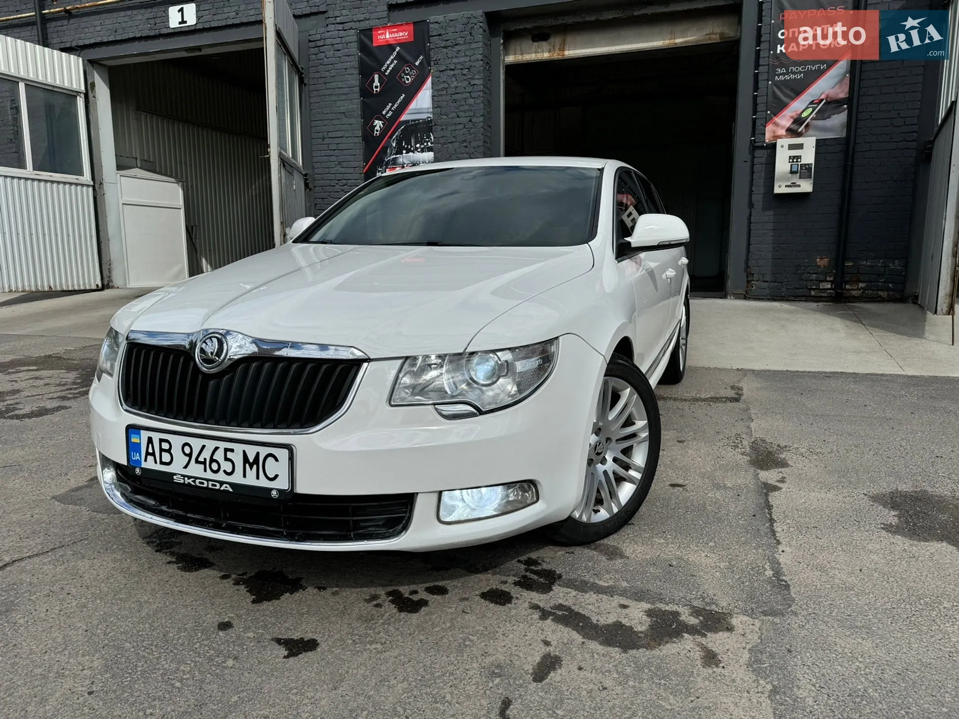 2011 Skoda Superb - мініатюра 7