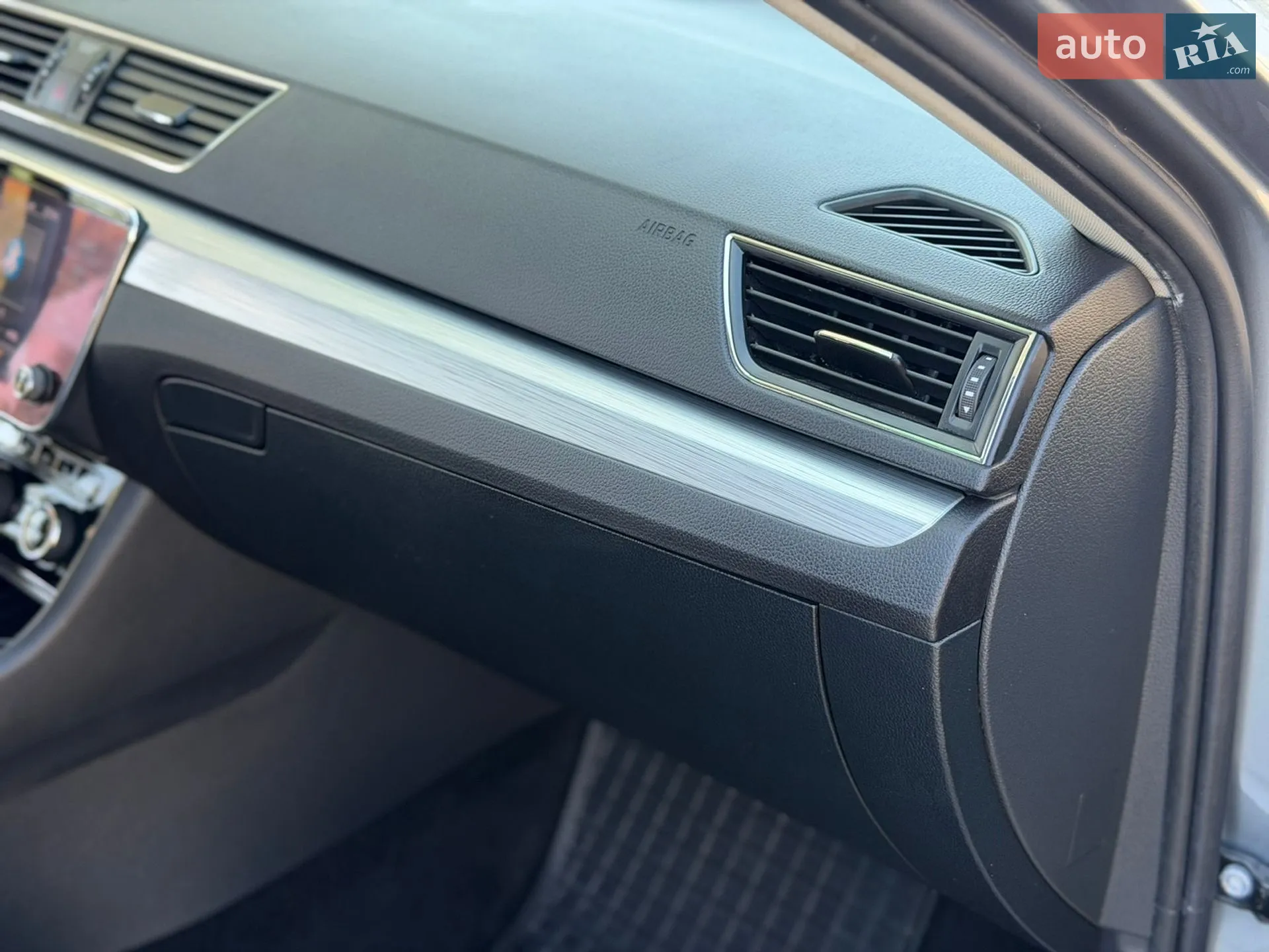 2019 Skoda Superb - мініатюра 33