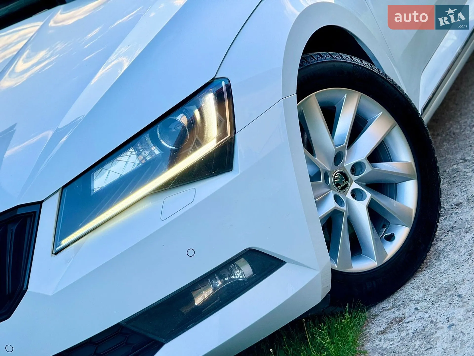 2019 Skoda Superb - мініатюра 17