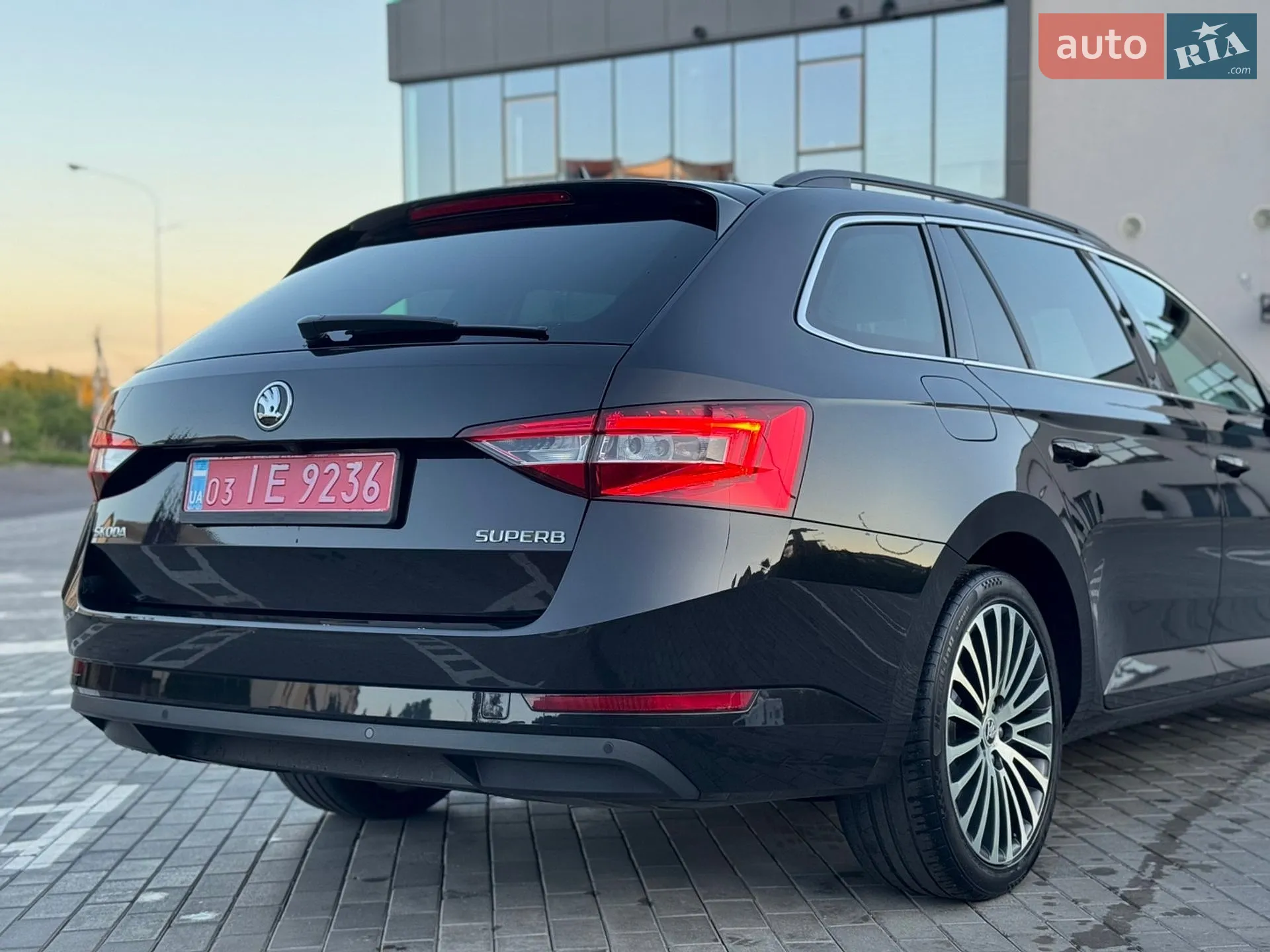 2016 Skoda Superb - мініатюра 13