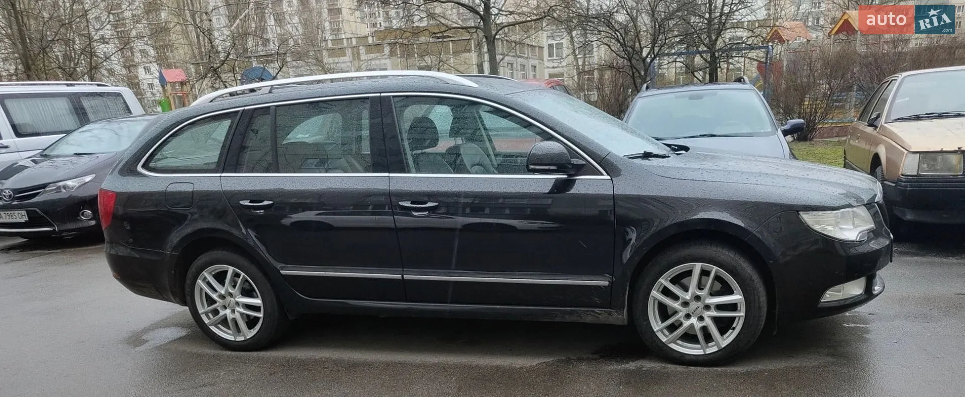 2010 Skoda Superb - мініатюра 15
